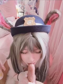 谜之呆梨-汉堡堡习呆呆 #兔子 #警官