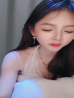 小馋猫-露脸道具自慰私拍V8小馋猫 #露脸 #道具 #自慰 #私拍